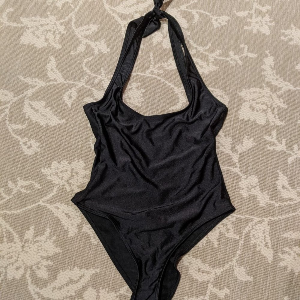 Yasmine Eslami French Black Classic Swimsu…
